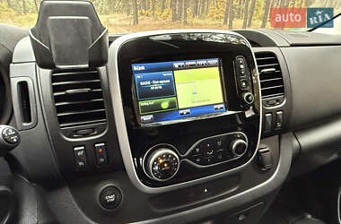 Минивэн Renault Trafic 2020 в 