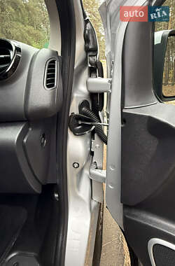 Минивэн Renault Trafic 2020 в 