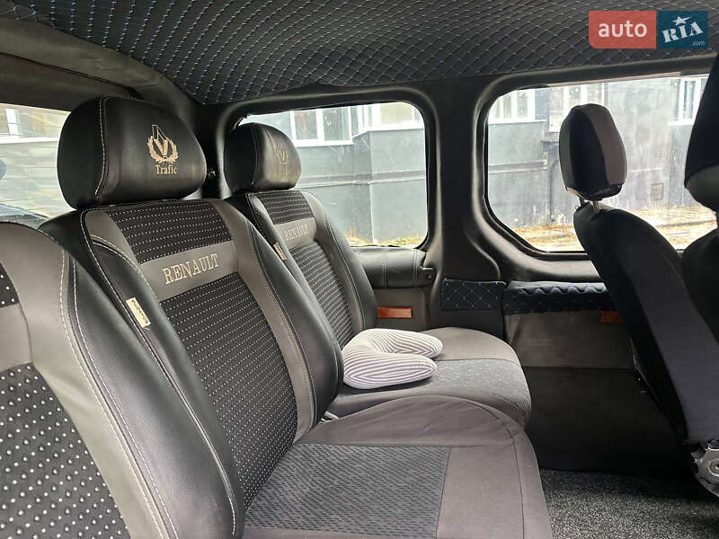 Минивэн Renault Trafic 2002 в Ахтырке фото 15 Минивэн Renault Trafic 2002 в Ахтырке