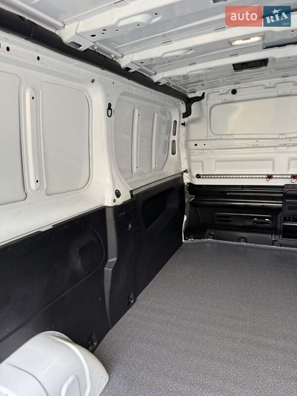 Грузовой фургон Renault Trafic 2023 в Казатине фото 59 Грузовой фургон Renault Trafic 2023 в Казатине