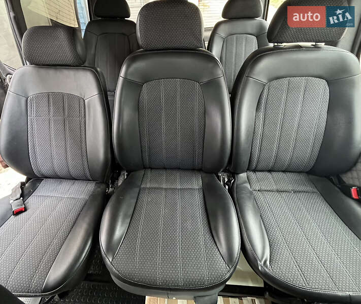 Минивэн Renault Trafic 2007 в Добротворе