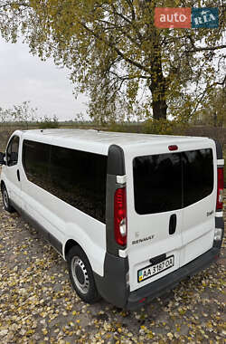 Минивэн Renault Trafic 2009 в 