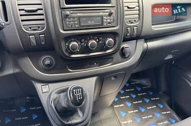 Грузопассажирский фургон Renault Trafic 2020 в 