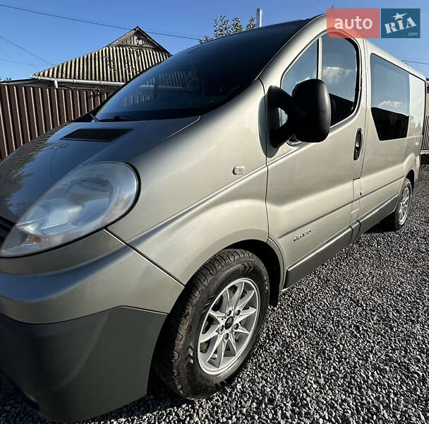 Минивэн Renault Trafic 2011 в Калиновке фото 10 Минивэн Renault Trafic 2011 в Калиновке