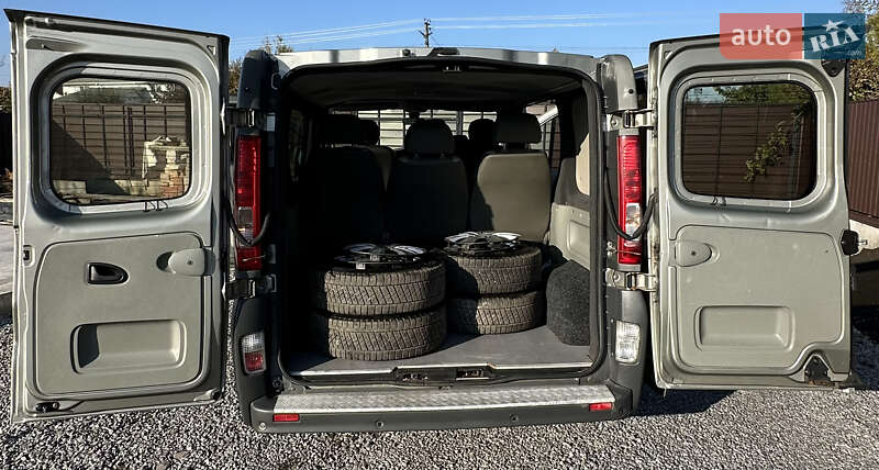 Минивэн Renault Trafic 2011 в Калиновке фото 19 Минивэн Renault Trafic 2011 в Калиновке