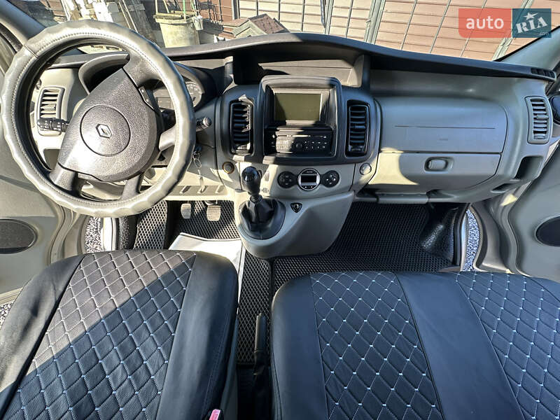 Минивэн Renault Trafic 2011 в Калиновке фото 49 Минивэн Renault Trafic 2011 в Калиновке