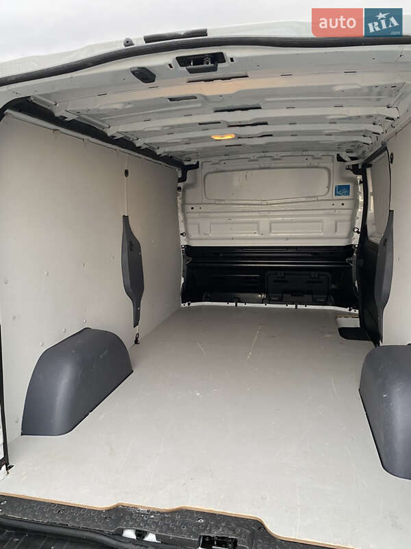 Грузовой фургон Renault Trafic 2023 в Львове фото 26 Грузовой фургон Renault Trafic 2023 в Львове