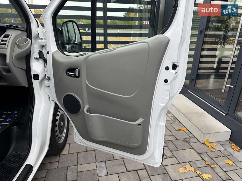 Минивэн Renault Trafic 2014 в Ровно