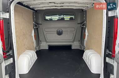Минивэн Renault Trafic 2014 в 