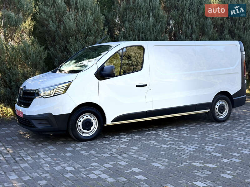 Вантажний фургон Renault Trafic 2023 в Самборі