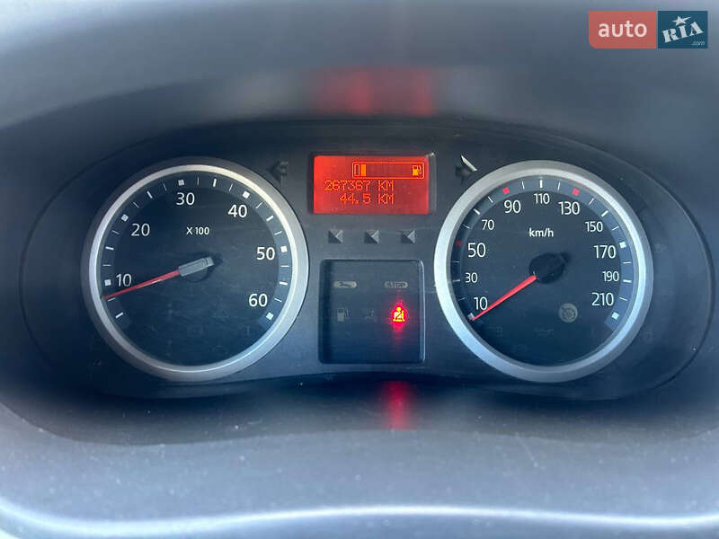 Минивэн Renault Trafic 2011 в Киеве фото 9 Минивэн Renault Trafic 2011 в Киеве