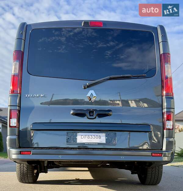 Минивэн Renault Trafic 2022 в Киеве фото 15 Минивэн Renault Trafic 2022 в Киеве