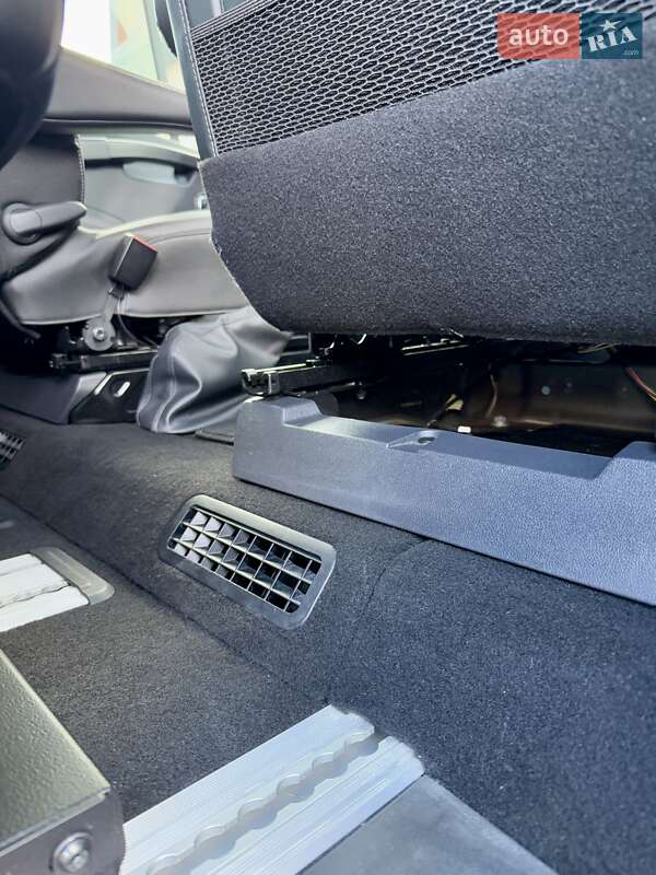 Минивэн Renault Trafic 2022 в Киеве фото 88 Минивэн Renault Trafic 2022 в Киеве