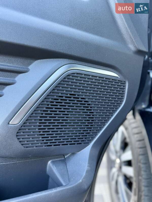 Минивэн Renault Trafic 2022 в Киеве фото 112 Минивэн Renault Trafic 2022 в Киеве