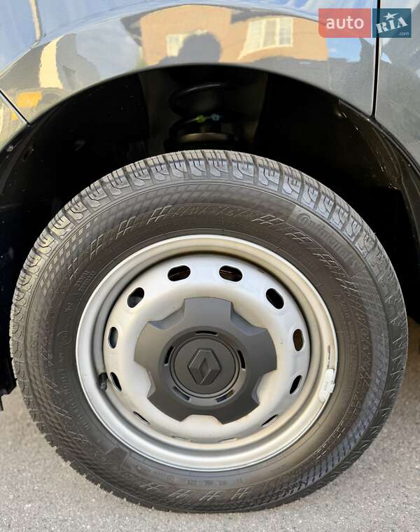 Грузовой фургон Renault Trafic 2023 в Киеве фото 36 Грузовой фургон Renault Trafic 2023 в Киеве