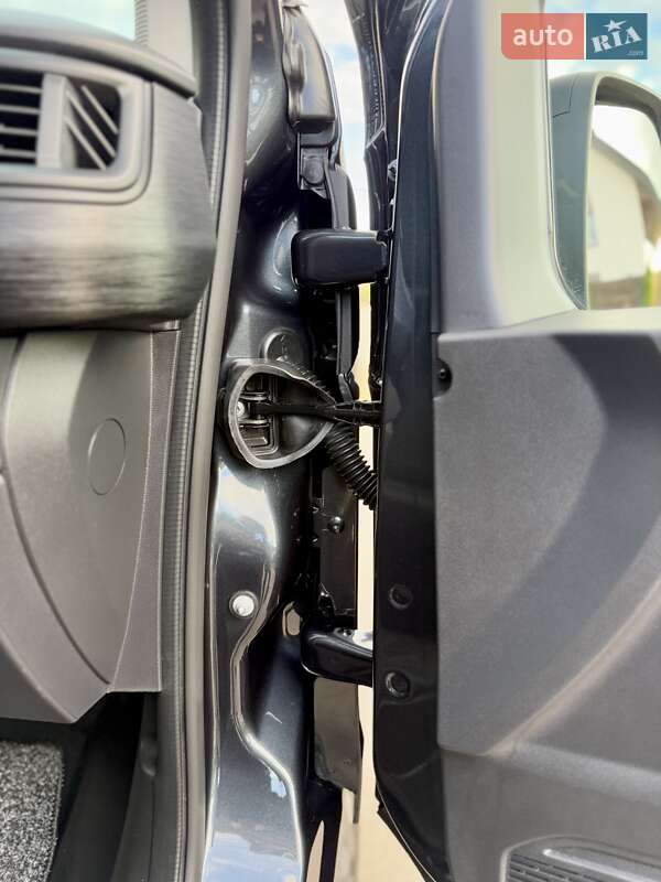 Грузовой фургон Renault Trafic 2023 в Киеве фото 58 Грузовой фургон Renault Trafic 2023 в Киеве