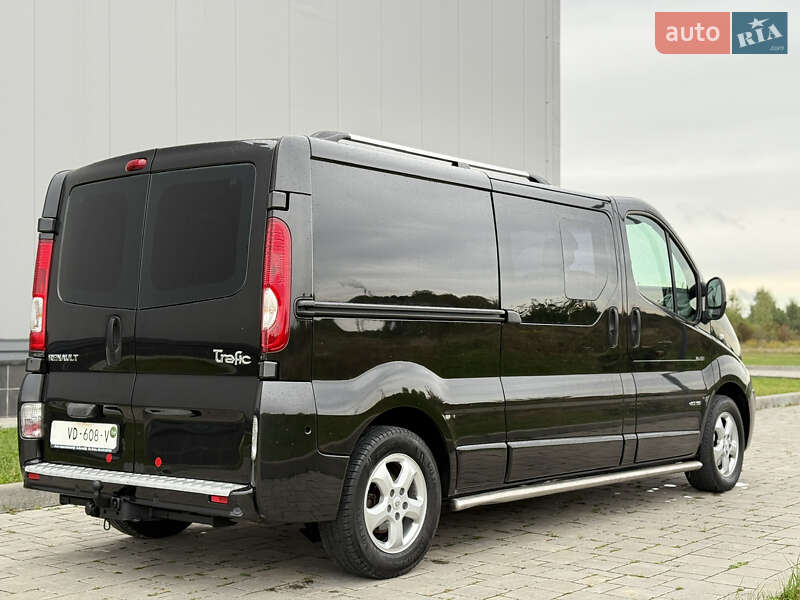 Мінівен Renault Trafic 2013 в Рівному