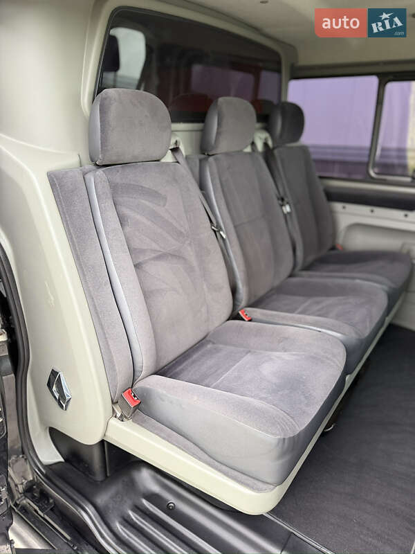 Мінівен Renault Trafic 2013 в Рівному