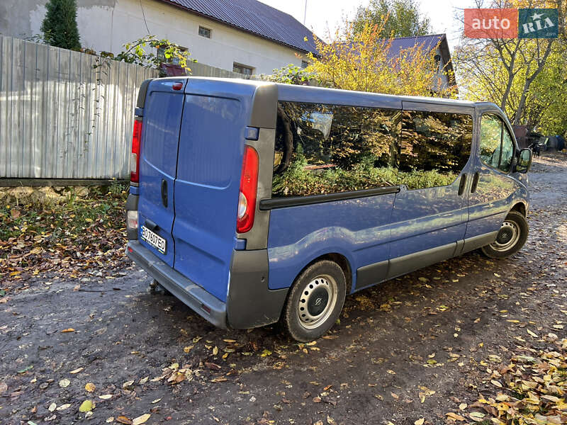 Мінівен Renault Trafic 2008 в Тернополі
