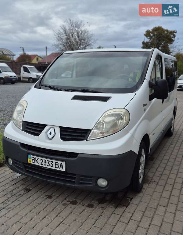 Renault Trafic 2011 Renault Trafic 2011