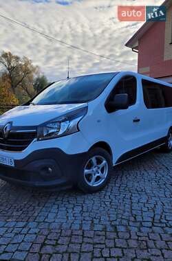 Минивэн Renault Trafic 2021 в 