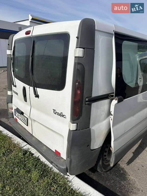 Минивэн Renault Trafic 2005 в Харькове фото 3 Минивэн Renault Trafic 2005 в Харькове