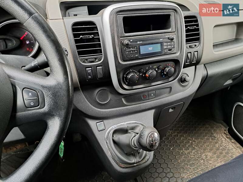 Грузовой фургон Renault Trafic 2017 в Киеве фото 7 Грузовой фургон Renault Trafic 2017 в Киеве