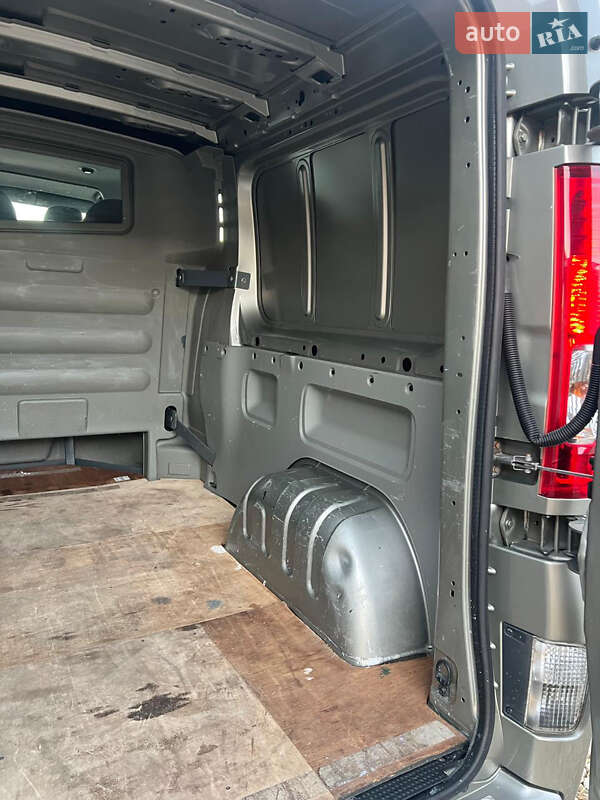 Минивэн Renault Trafic 2012 в Львове