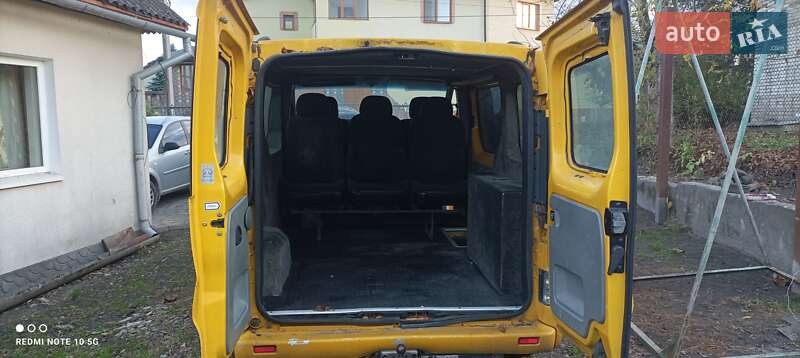 Мінівен Renault Trafic 2004 в Бродах