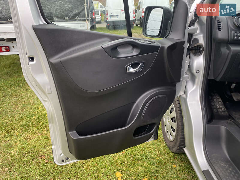 Вантажний фургон Renault Trafic 2021 в Дубні