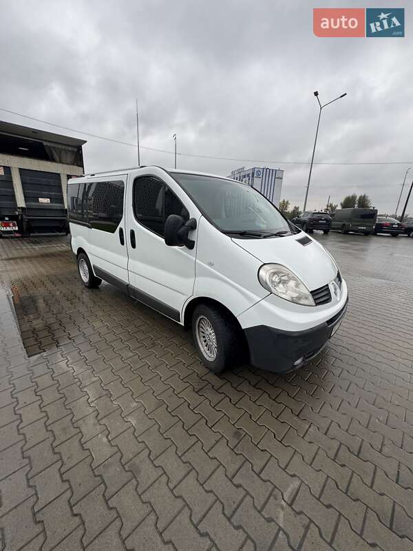 Минивэн Renault Trafic 2007 в Киеве