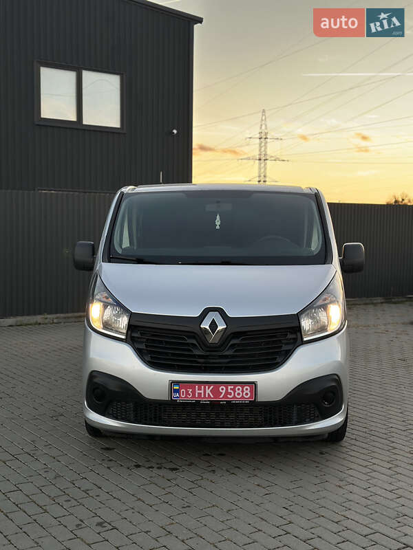 Минивэн Renault Trafic 2017 в Ужгороде фото 8 Минивэн Renault Trafic 2017 в Ужгороде