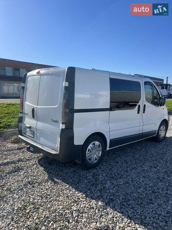 Минивэн Renault Trafic 2003 в Черновцах фото 7 Минивэн Renault Trafic 2003 в Черновцах