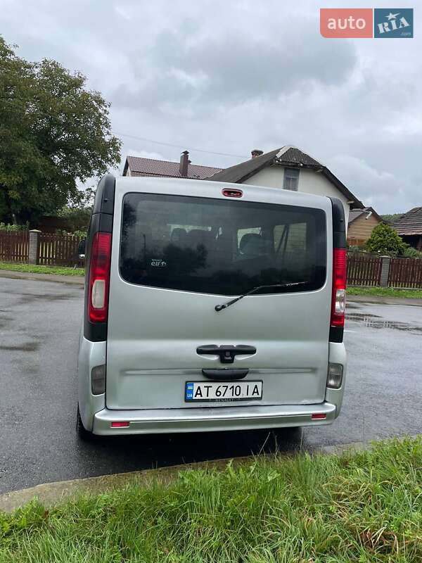 Минивэн Renault Trafic 2011 в Калуше