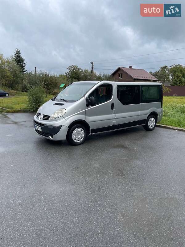 Минивэн Renault Trafic 2011 в Калуше
