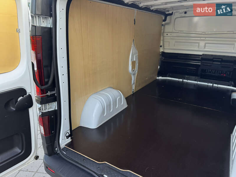 Грузовой фургон Renault Trafic 2020 в Полтаве