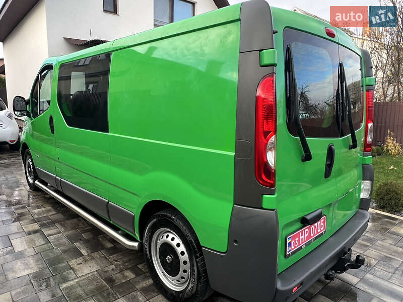 Минивэн Renault Trafic 2013 в Дубно