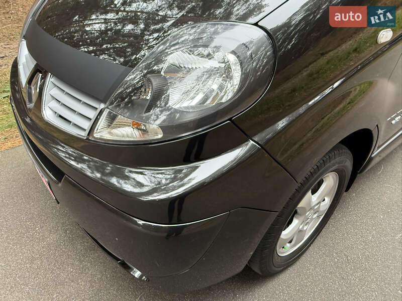 Мінівен Renault Trafic 2013 в Києві