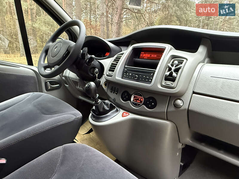 Мінівен Renault Trafic 2013 в Києві