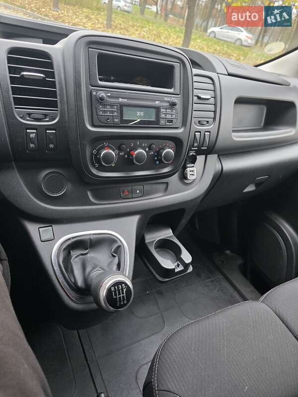 Минивэн Renault Trafic 2021 в Умани фото 38 Минивэн Renault Trafic 2021 в Умани