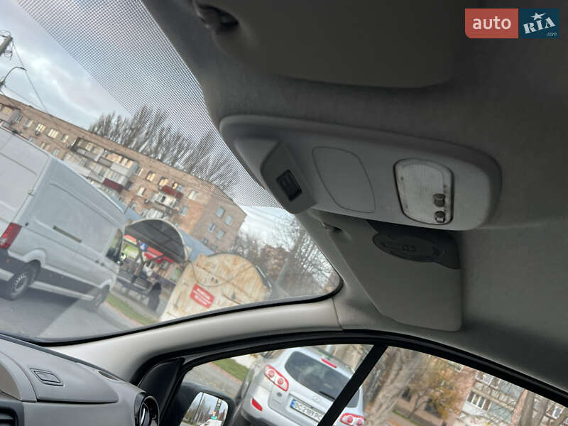 Грузовой фургон Renault Trafic 2017 в Луцке