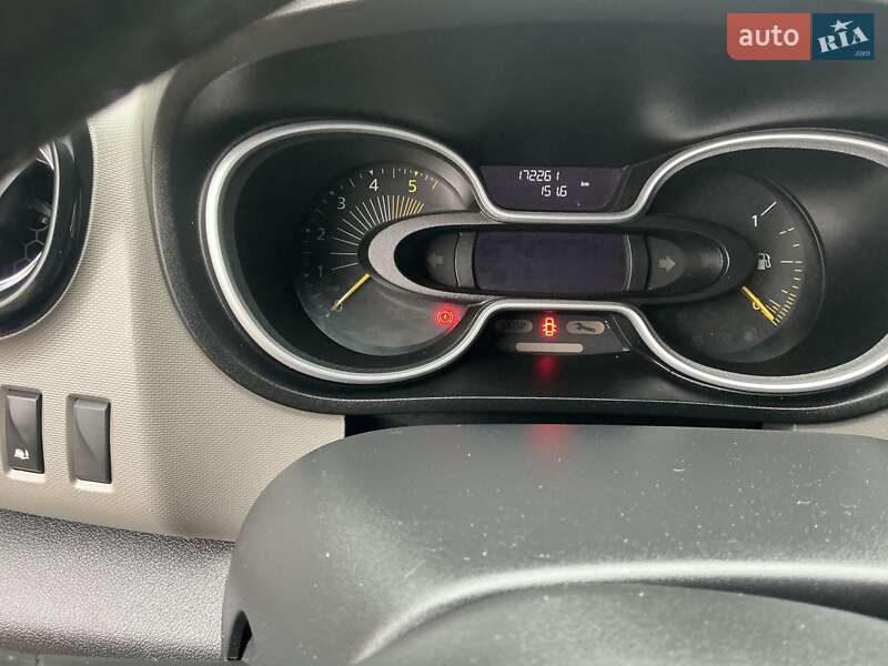 Минивэн Renault Trafic 2015 в Киеве