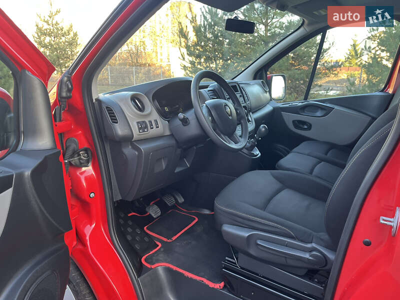 Грузопассажирский фургон Renault Trafic 2016 в Ковеле фото 31 Грузопассажирский фургон Renault Trafic 2016 в Ковеле