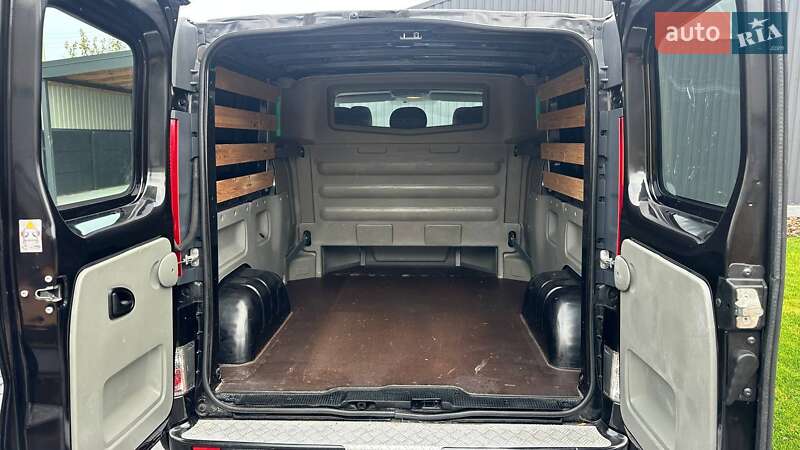 Мінівен Renault Trafic 2011 в Дубні фото 13 Мінівен Renault Trafic 2011 в Дубні