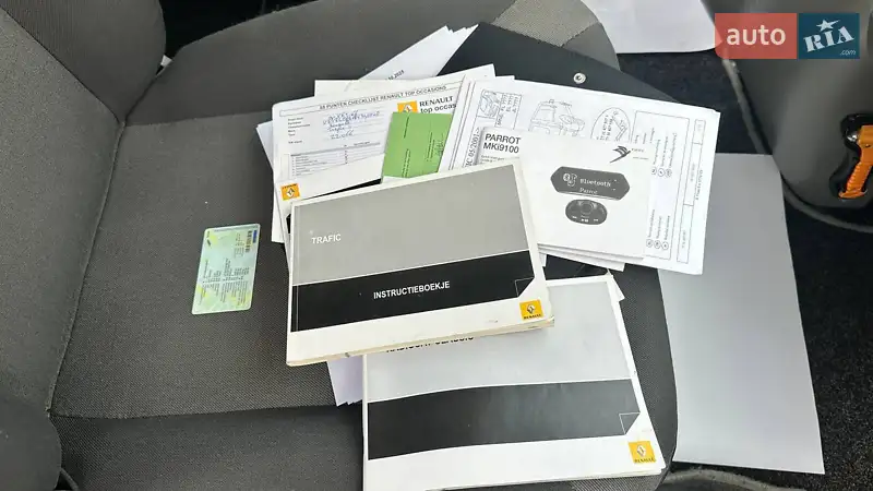 Мінівен Renault Trafic 2011 в Дубні документ 2 фото Мінівен Renault Trafic 2011 в Дубні документ