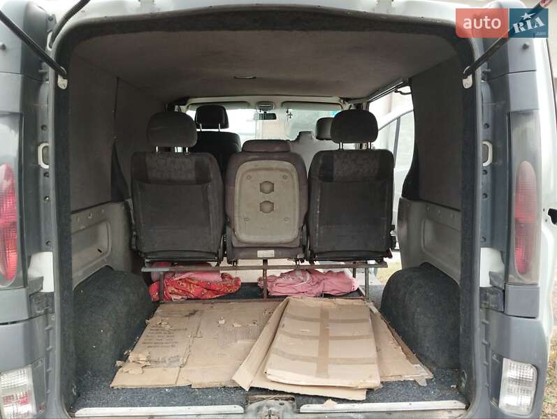 Минивэн Renault Trafic 2006 в Днепре