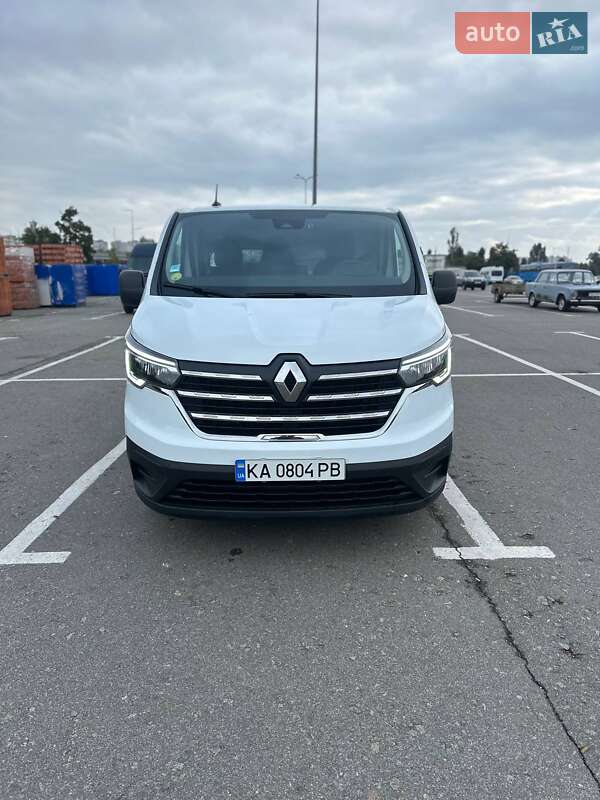 Грузовой фургон Renault Trafic 2022 в Киеве