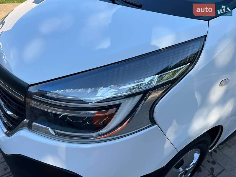 Вантажний фургон Renault Trafic 2020 в Дубні