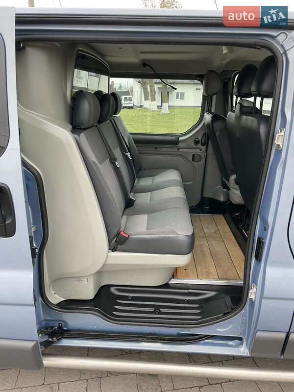 Минивэн Renault Trafic 2012 в Дубно