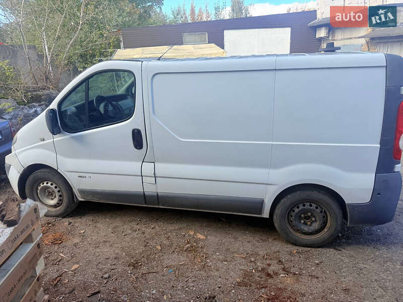 Грузовой фургон Renault Trafic 2010 в Киеве